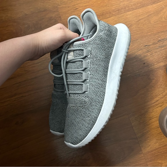 Addidas running shoes - Picture 3 of 3